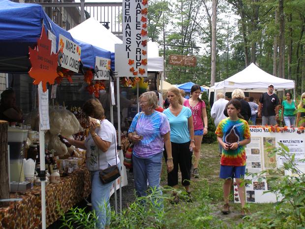 The Open Market Fair at Wally Lake Fest on Lake Wallenpaupack in Wayne and Pike County in the Pennsylvania Pocono Mountains